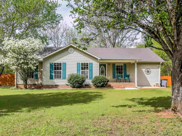 78 Shoals Paradise Dr, Florence, AL 35634