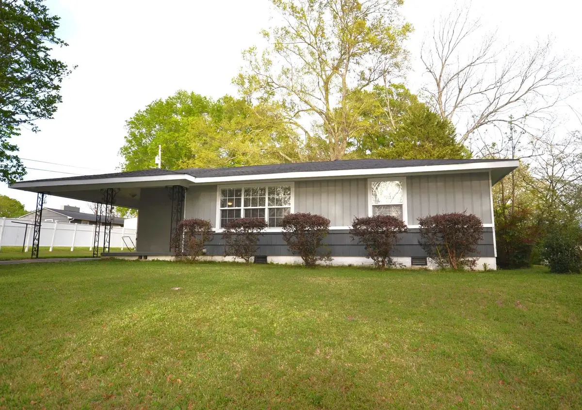 1006 Ave F, Cullman, AL 35055 - #1