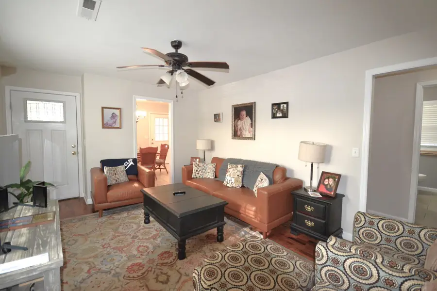 1006 Ave F, Cullman, AL 35055 - #3