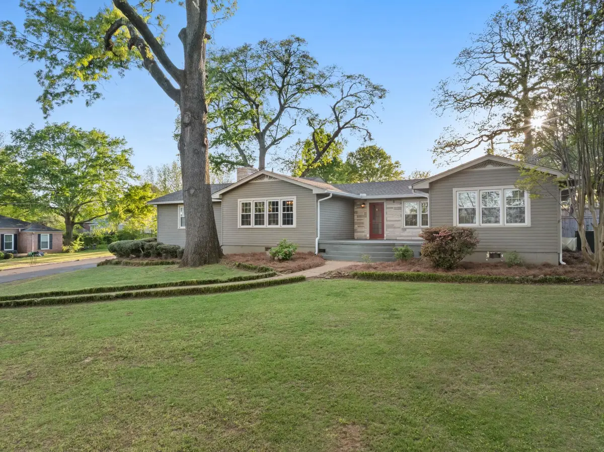 102 Hiram St, Sheffield, AL 35660 - #1