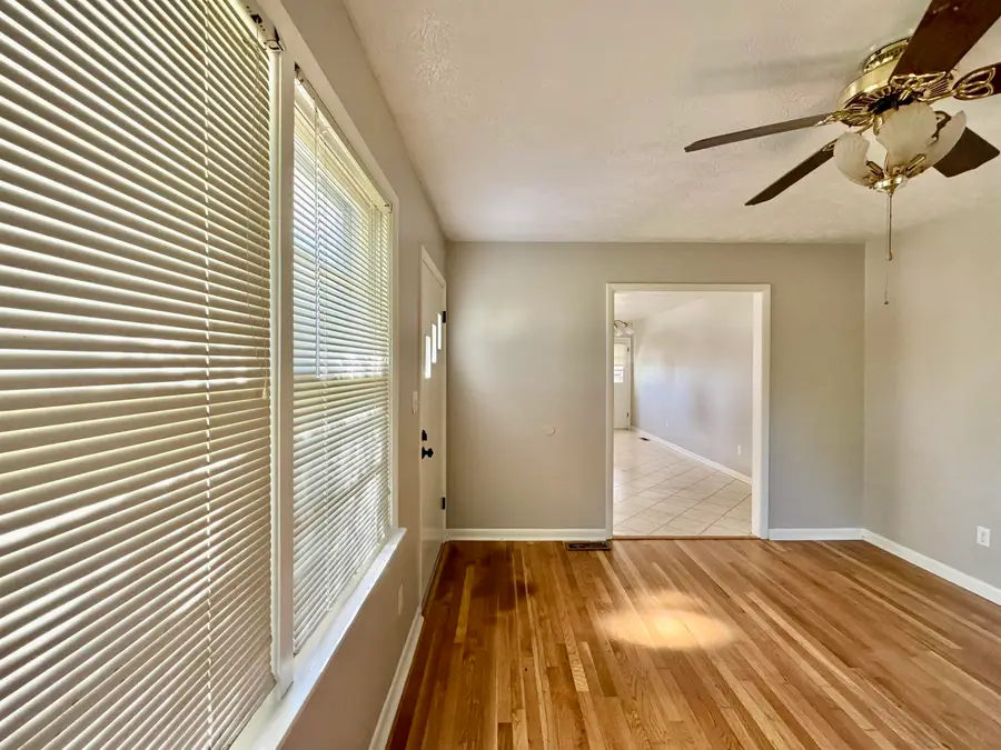 1702 Broadway Blvd, Florence, AL 35630 - #3