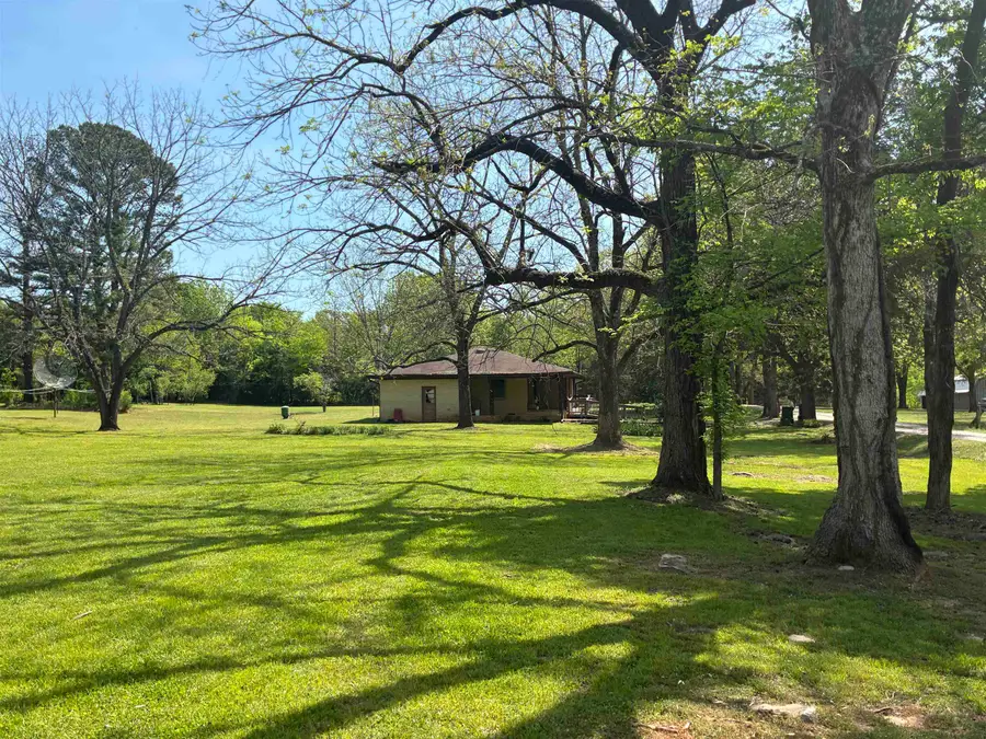 105 Indian Ln, Cherokee, AL 35616 - #3