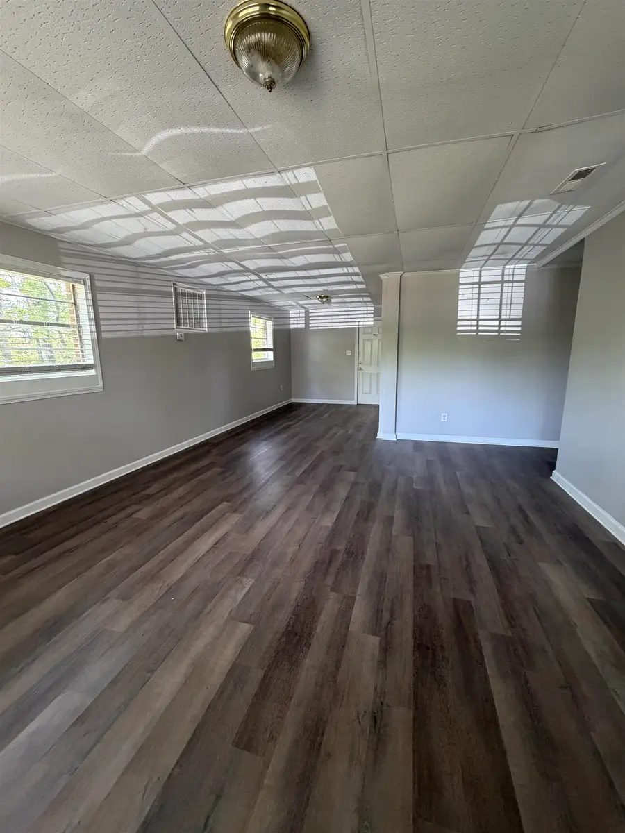 111 Parker Dr, Florence, AL 35633 - #3