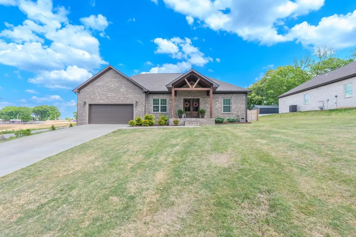1103 Glendora Ave, Tuscumbia, AL 35674 - #1