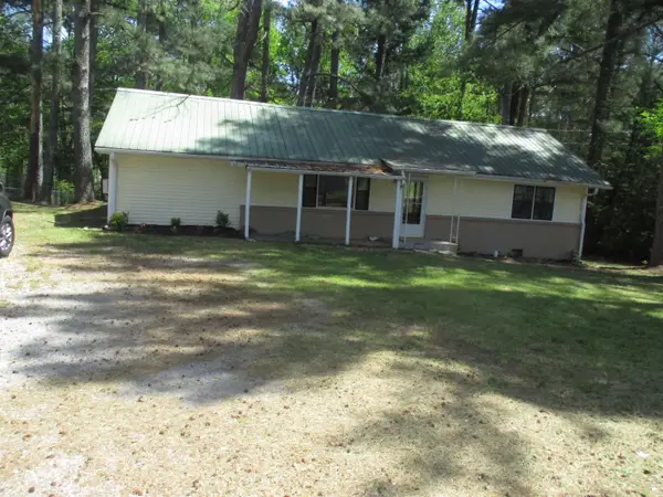 206 Piney Point Dr, Cullman, AL 35055