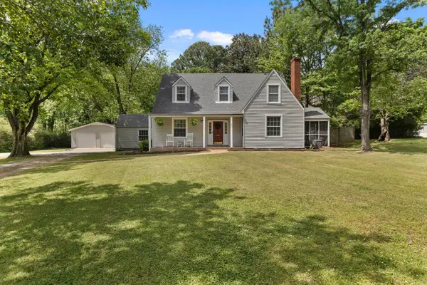 1801 Palmer St, Florence, AL 35630