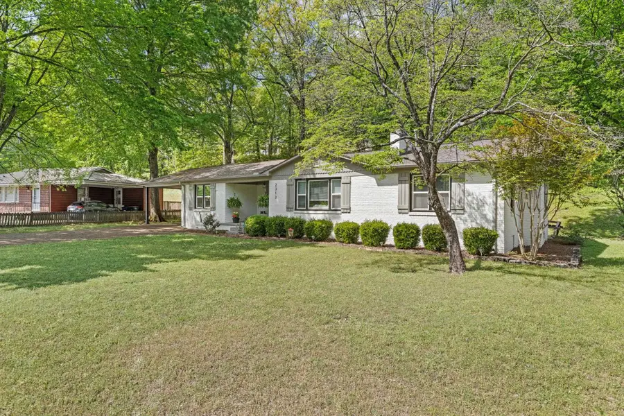 2313 Shade Ave, Florence, AL 35630 - #2