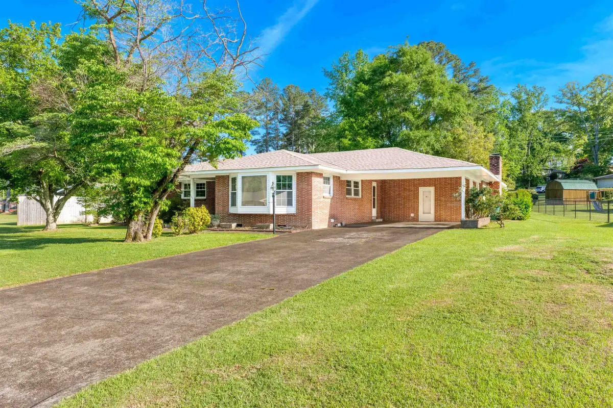 103 Rivermont Dr, Sheffield, AL 35660 - #1