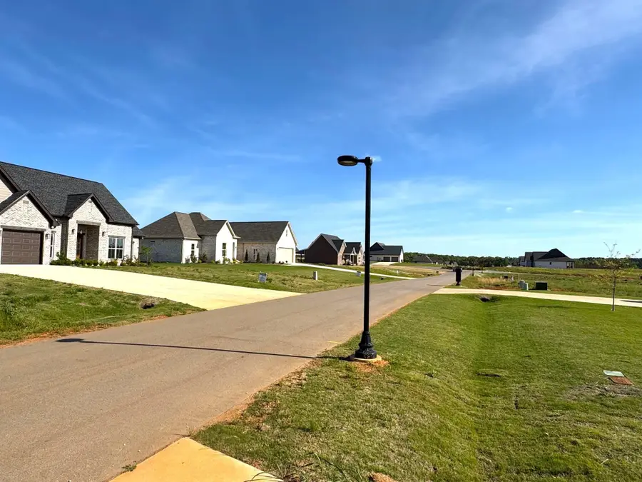 101 Hummingbird Way, Killen, AL 35645 - #2