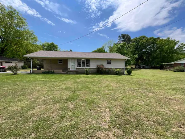 884 Rose St, Rogersville, AL 35652