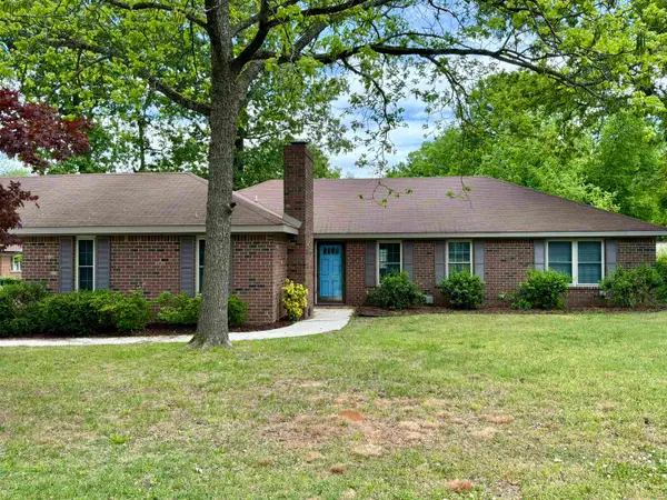 1618 Chisholm Rd, Florence, AL 35630