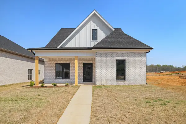 21267 Scuttle St., Athens, AL 35611