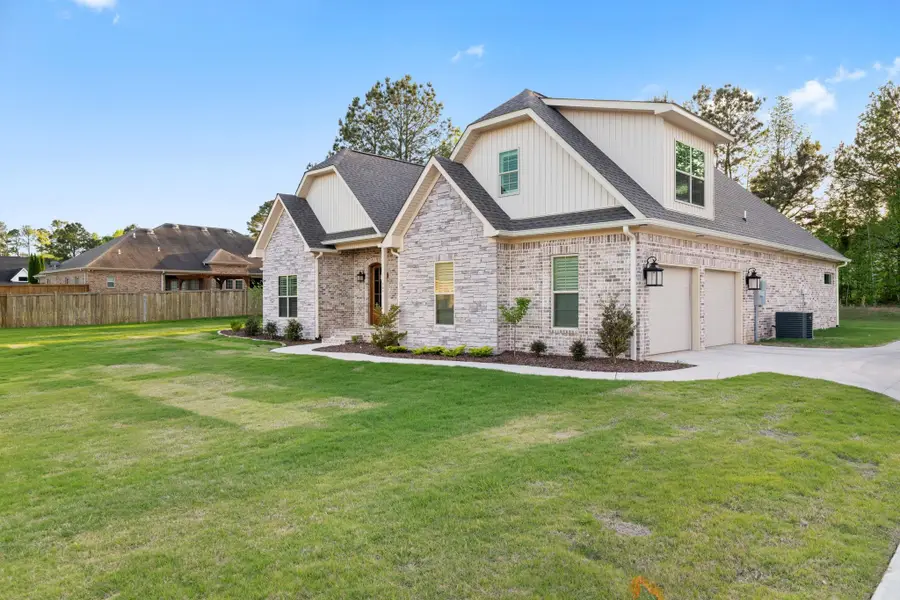 101 Allens Way, Florence, AL 35634 - #2