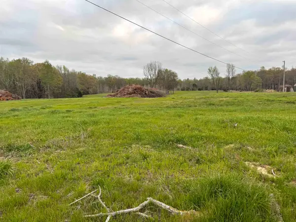 4 Glass Hollow Rd, Athens, AL 35611