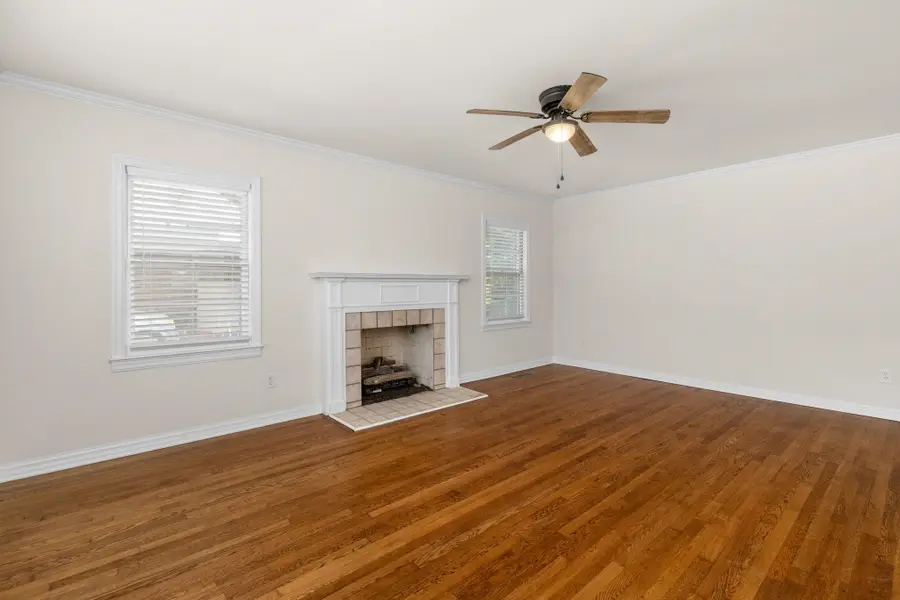1203 Spruce Cir, Sheffield, AL 35660 - #3