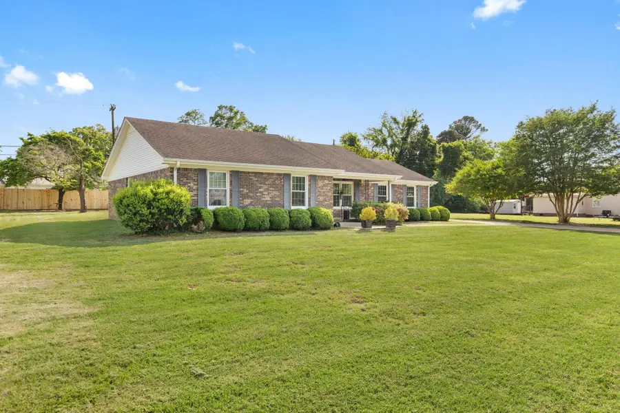 123 Wheeler Ave, Sheffield, AL 35660 - #2