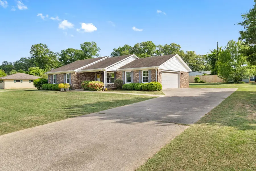 123 Wheeler Ave, Sheffield, AL 35660 - #3