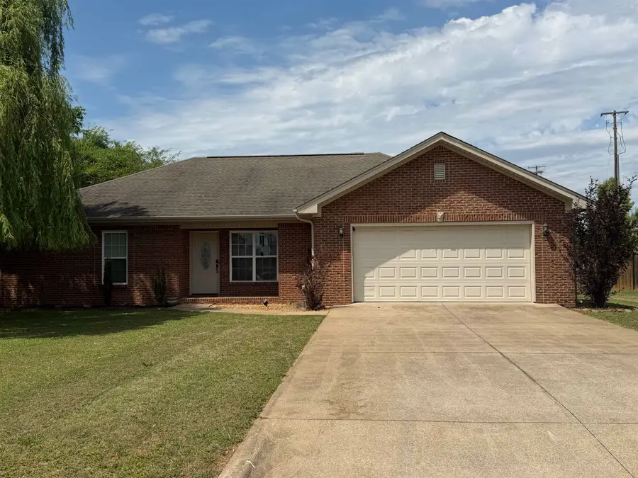 1952 S Beverly Ave, Muscle Shoals, AL 35661 - #2