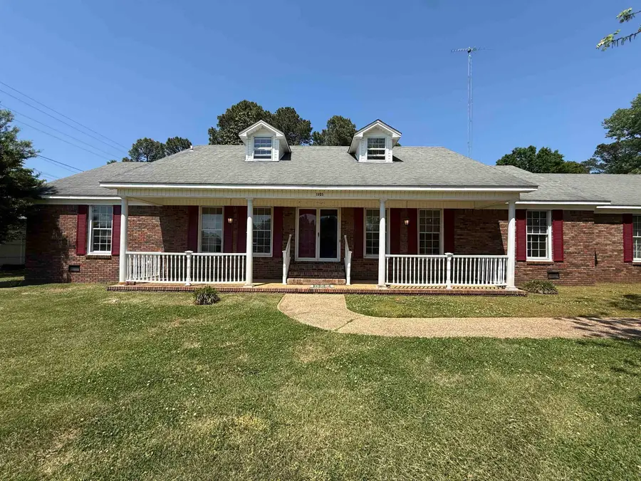 1925 Berry Ave, Florence, AL 35630 - #3