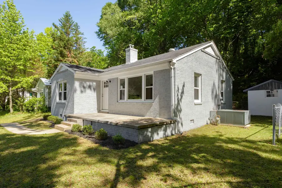 858 Royal Ave, Florence, AL 35630 - #3