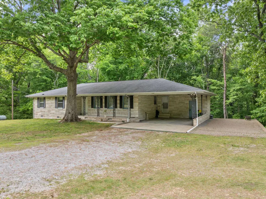 8445 Waterloo Rd, Tuscumbia, AL 35674 - #3