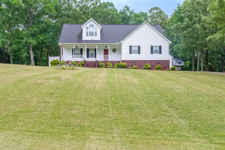 500 Plantation Dr, Killen, AL 35645 - #2