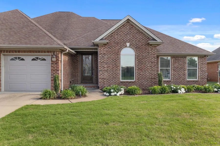 103 Rhett Dr, Muscle Shoals, AL 35661 - #3