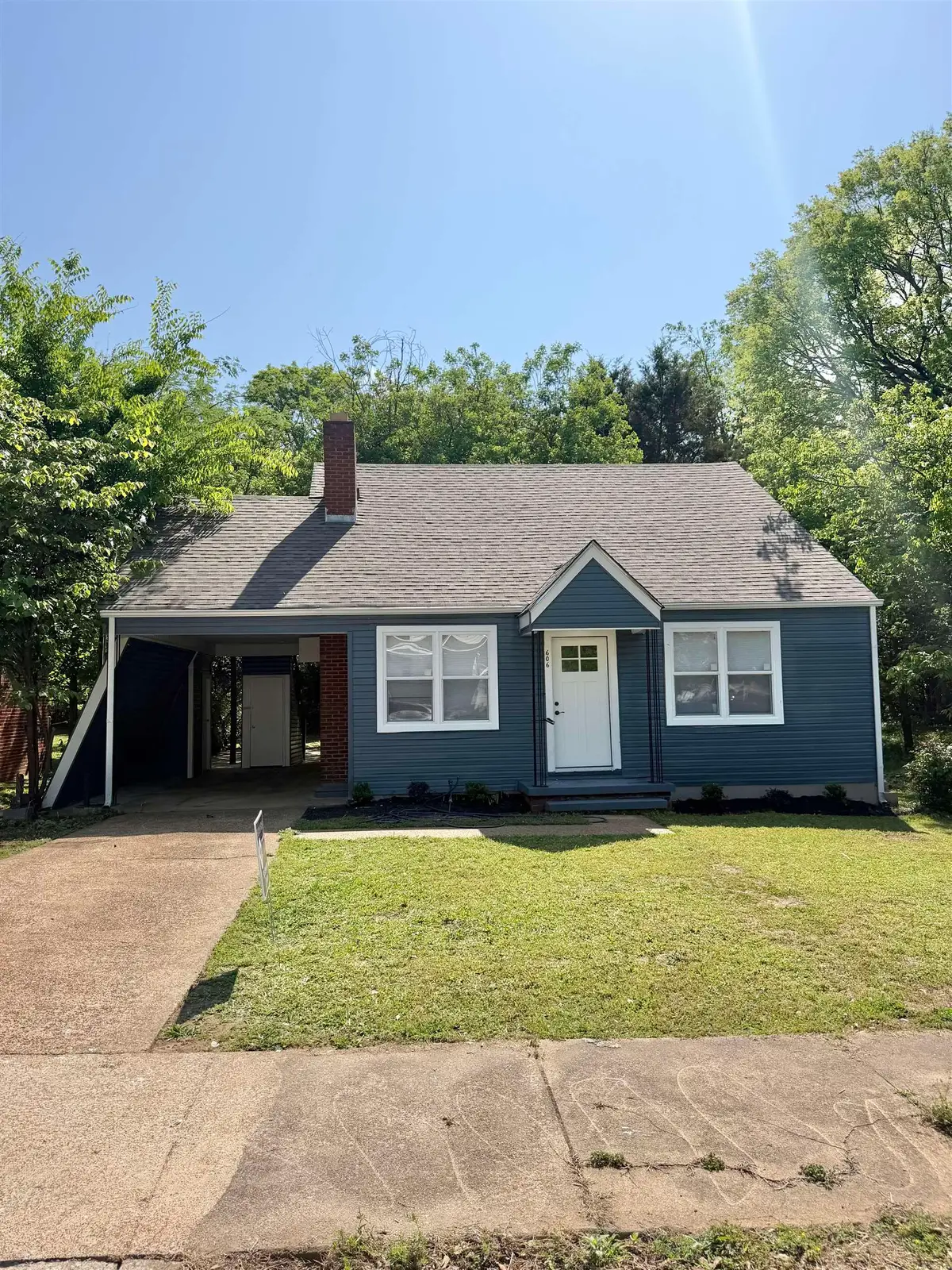 606 N Raleigh Ave, Sheffield, AL 35660 - #1