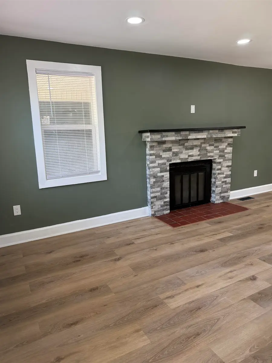 606 N Raleigh Ave, Sheffield, AL 35660 - #2