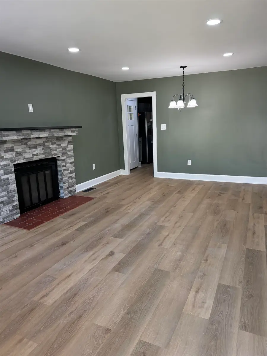 606 N Raleigh Ave, Sheffield, AL 35660 - #3