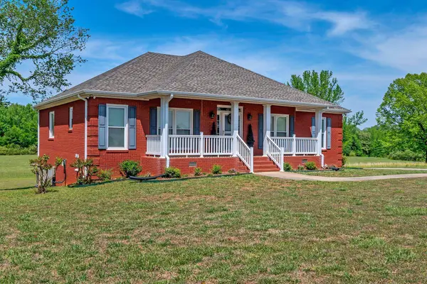 607 Co Rd 104, Lexington, AL 35648