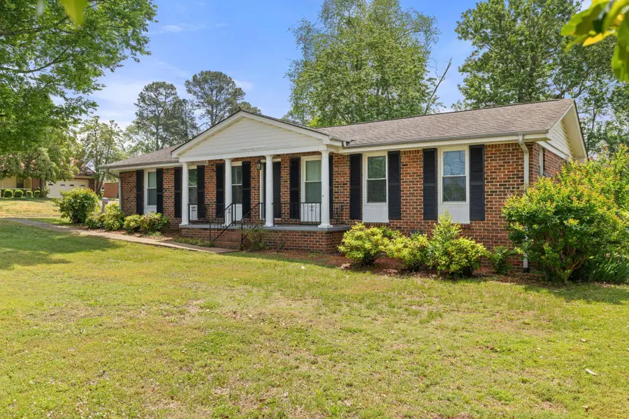 2138 Cloyd Blvd, Florence, AL 35630 - #2