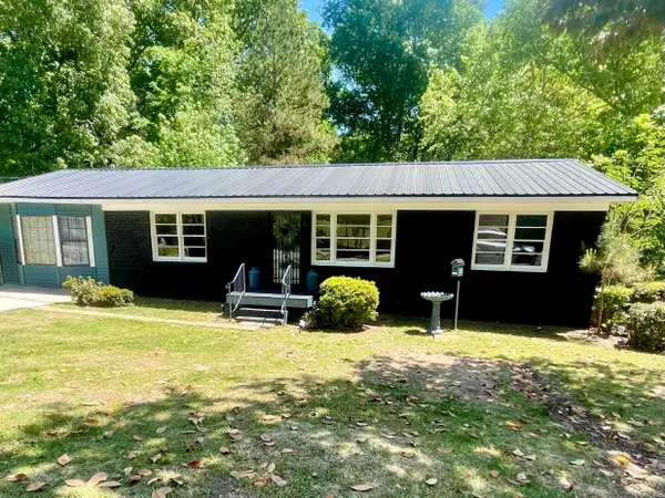 60 Maple St, Cherokee, AL 35616