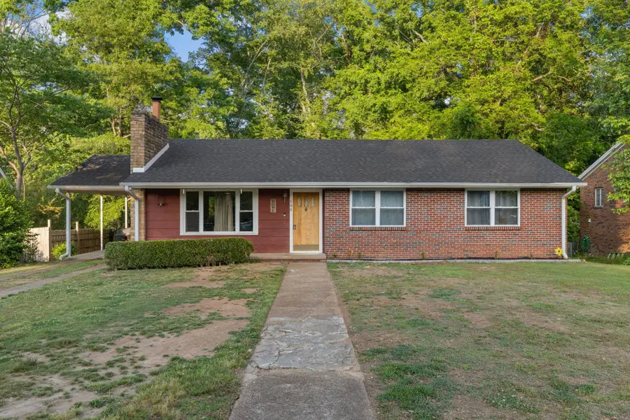 606 River Bluff Dr, Sheffield, AL 35660 - #2