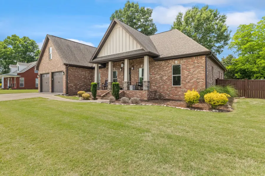 3002 Tanner Ave, Muscle Shoals, AL 35661 - #2