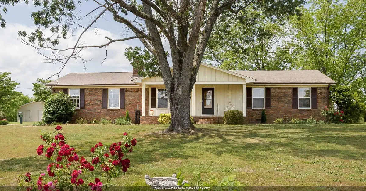 525 Alabama St, Killen, AL 35645 - #1