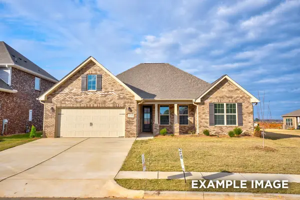 806 Ronnie Dr, Hartselle, AL 35640