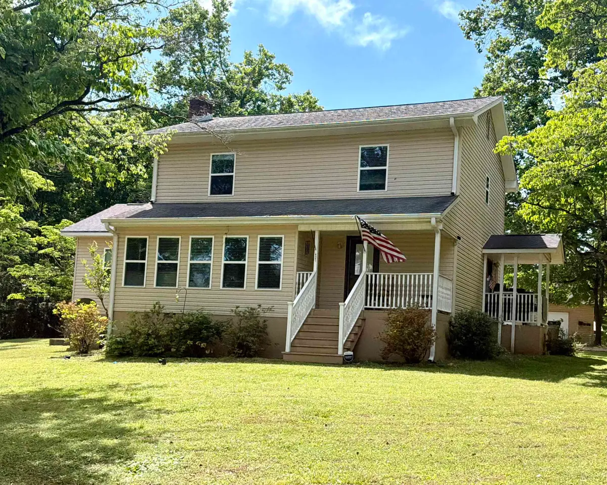 421 Lakeview Dr, Rogersville, AL 35652 - #1