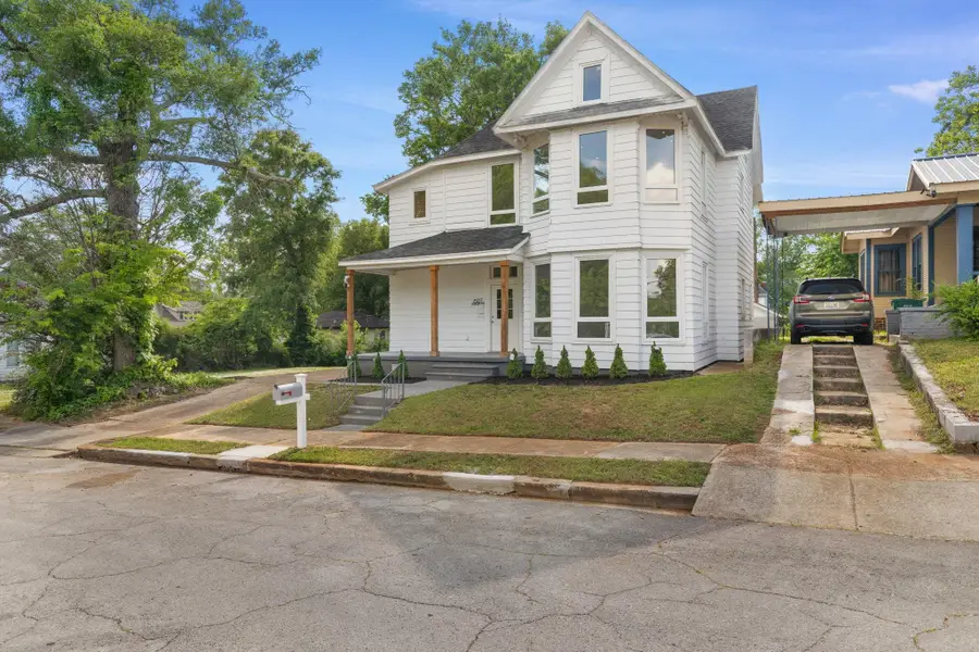 607 N Raleigh Ave, Sheffield, AL 35660 - #2