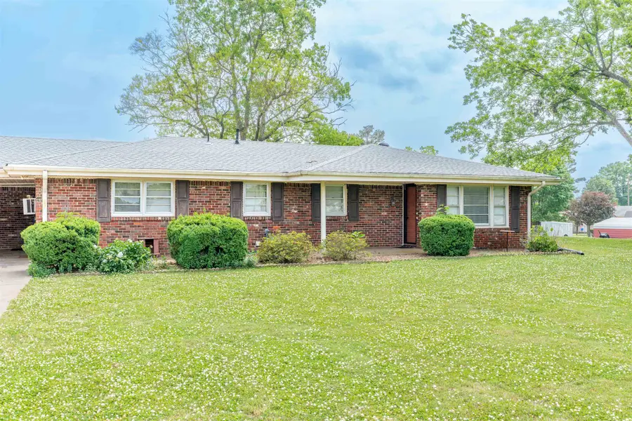 202 Blaine St, Muscle Shoals, AL 35661 - #3