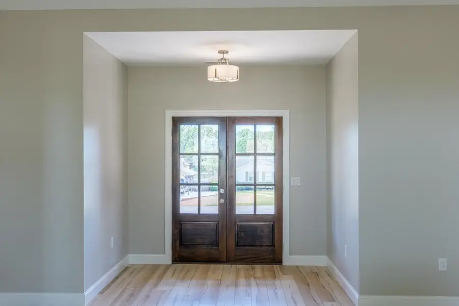 809 Michigan Ave, Muscle Shoals, AL 35661 - #3