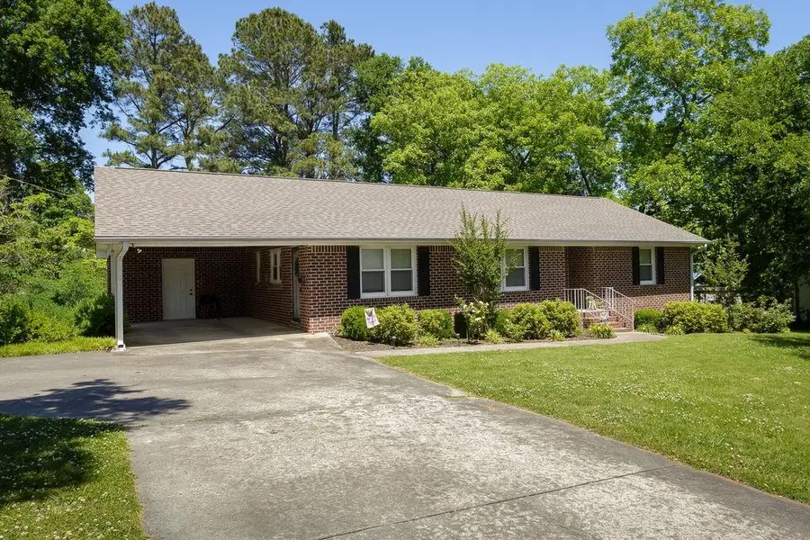 214 NW High St, Russellville, AL 35653 - #2