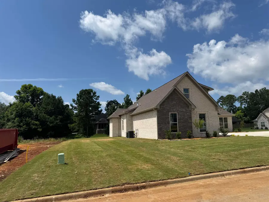 112 Allens Way, Florence, AL 35634 - #2