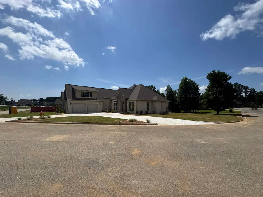 112 Allens Way, Florence, AL 35634 - #3
