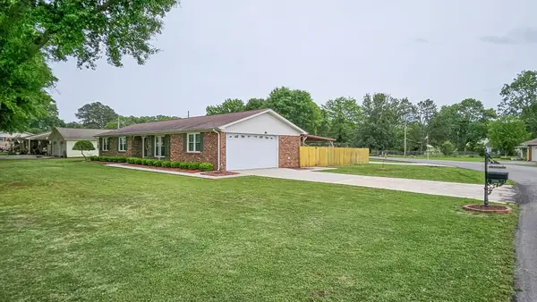 130 Bradley Dr, Russellville, AL 35654