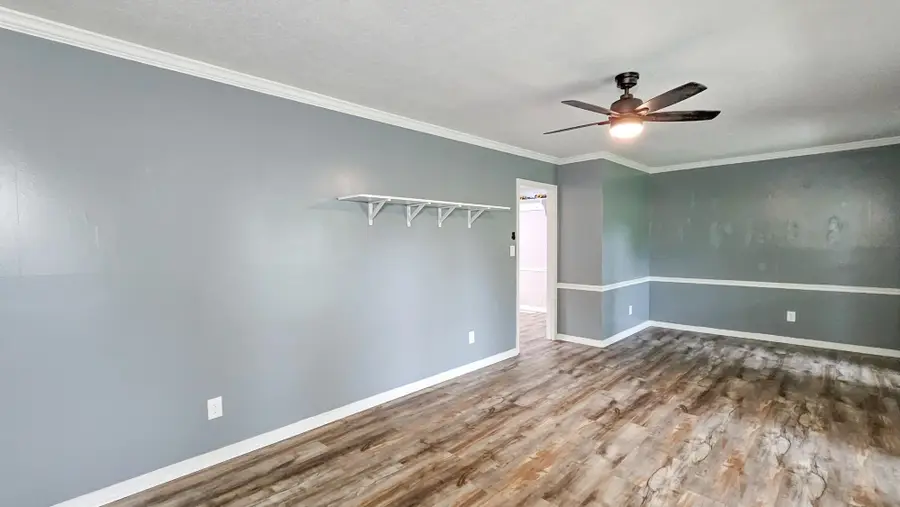 130 Bradley Dr, Russellville, AL 35654 - #2