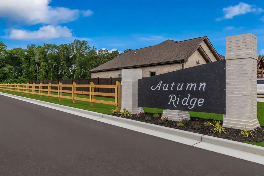 355 Knight Dr, Tuscumbia, AL 35674 - #2