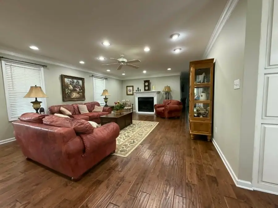 3126 Cave Hollow Rd, Russellville, AL 35654 - #2