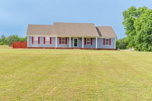 687 Co Rd 168, Killen, AL 35645