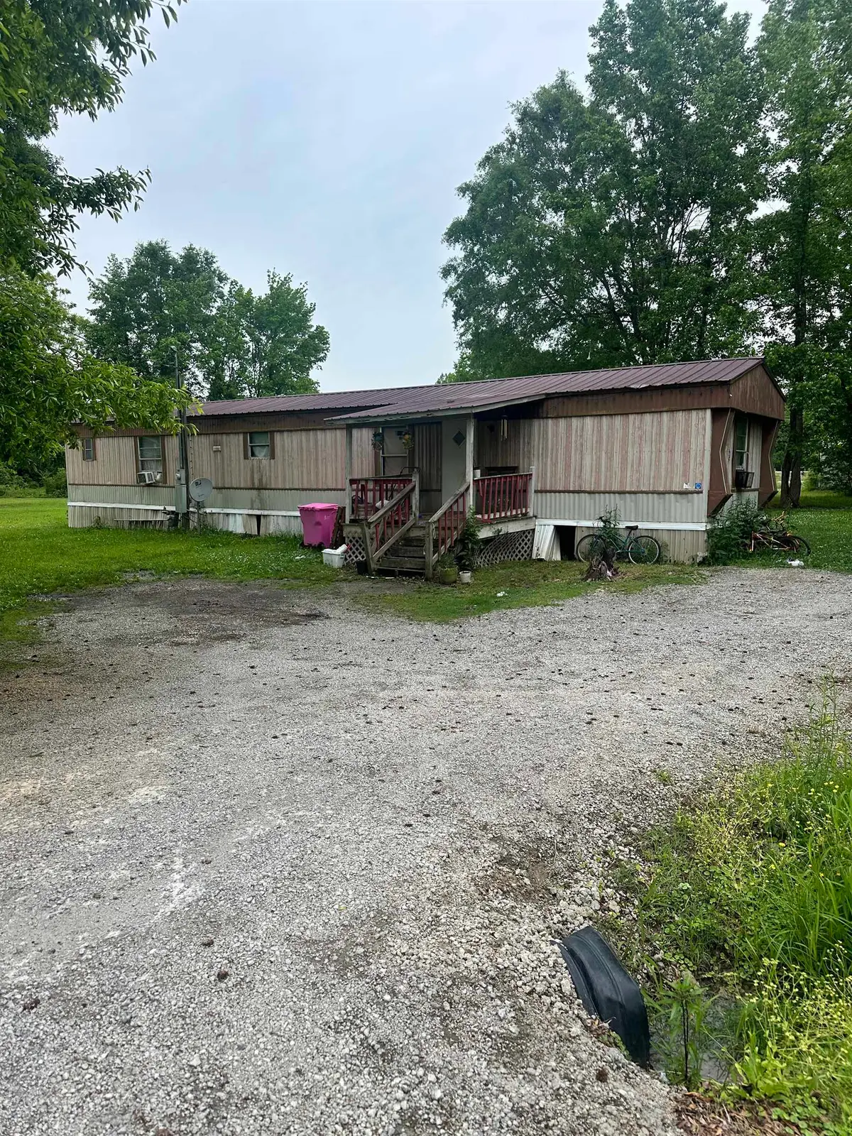 392 Jackson Hwy, Tuscumbia, AL 35674 - #1